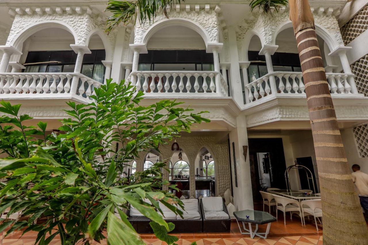 Cityblue Creekside Hotel & Suites มอมบาซา ภายนอก รูปภาพ